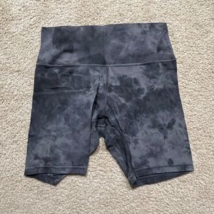 Lululemon bike shorts